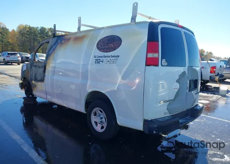 2006 Chevrolet Express Work Van из США, поврежденный, VIN 1GCFG15X361221807